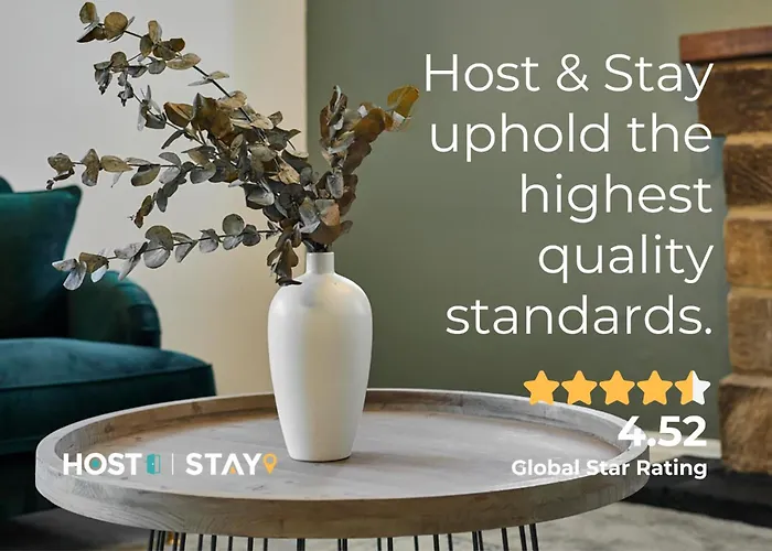 Host & Stay - White End